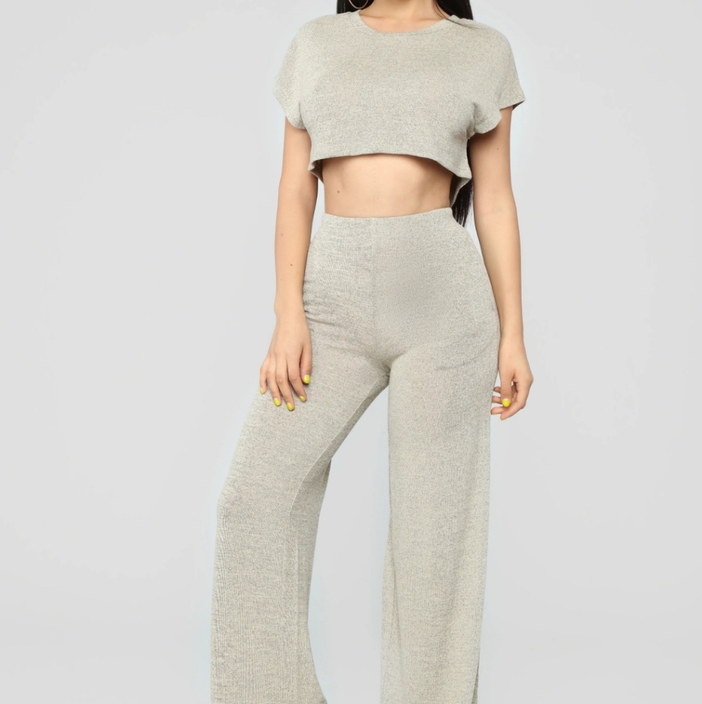 Fashion Nova Khaki  Pant  set XL Plus size wide sleeve crew neck with wide legs